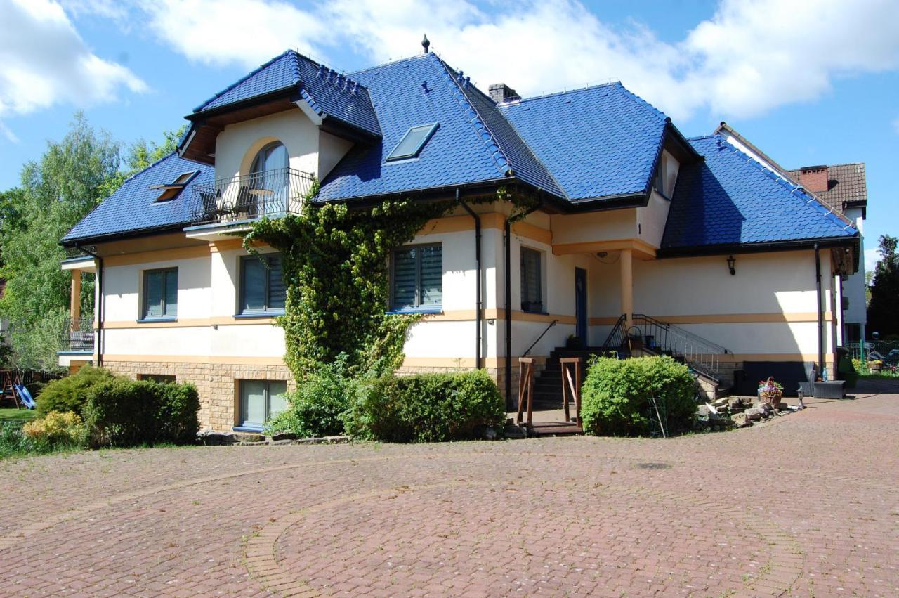 Willa Nad Oczkiem Bed & Breakfast ชวีโนวิชแจ ภายนอก รูปภาพ
