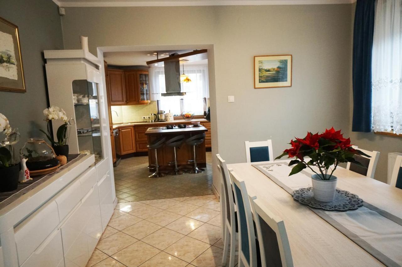 Willa Nad Oczkiem Bed & Breakfast ชวีโนวิชแจ ภายนอก รูปภาพ