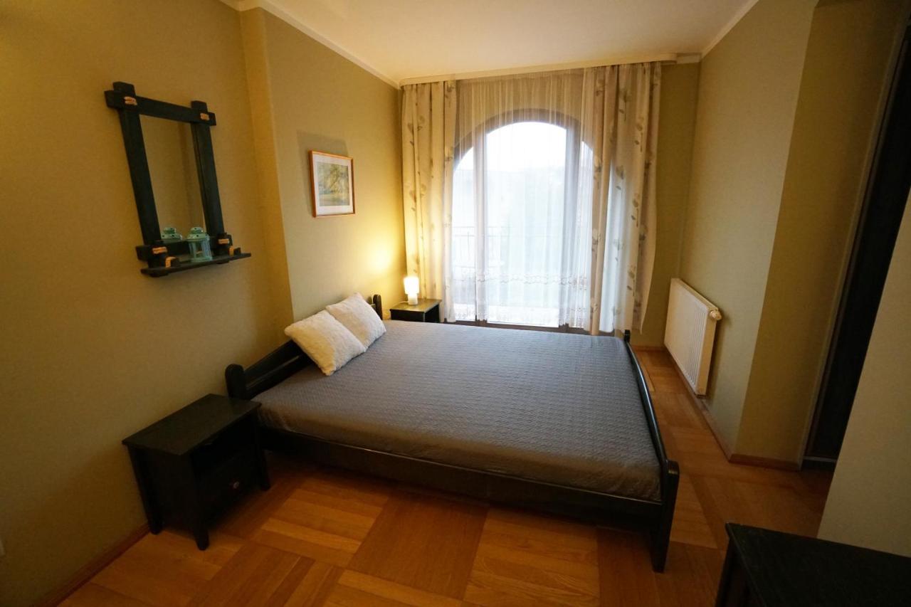 Willa Nad Oczkiem Bed & Breakfast ชวีโนวิชแจ ภายนอก รูปภาพ